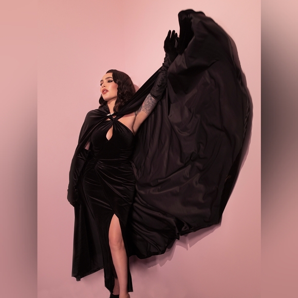 Vixen by Micheline Pitt Dresses & Skirts - Vixen by Micheline Pitt Black Velvet Golden Era Dress